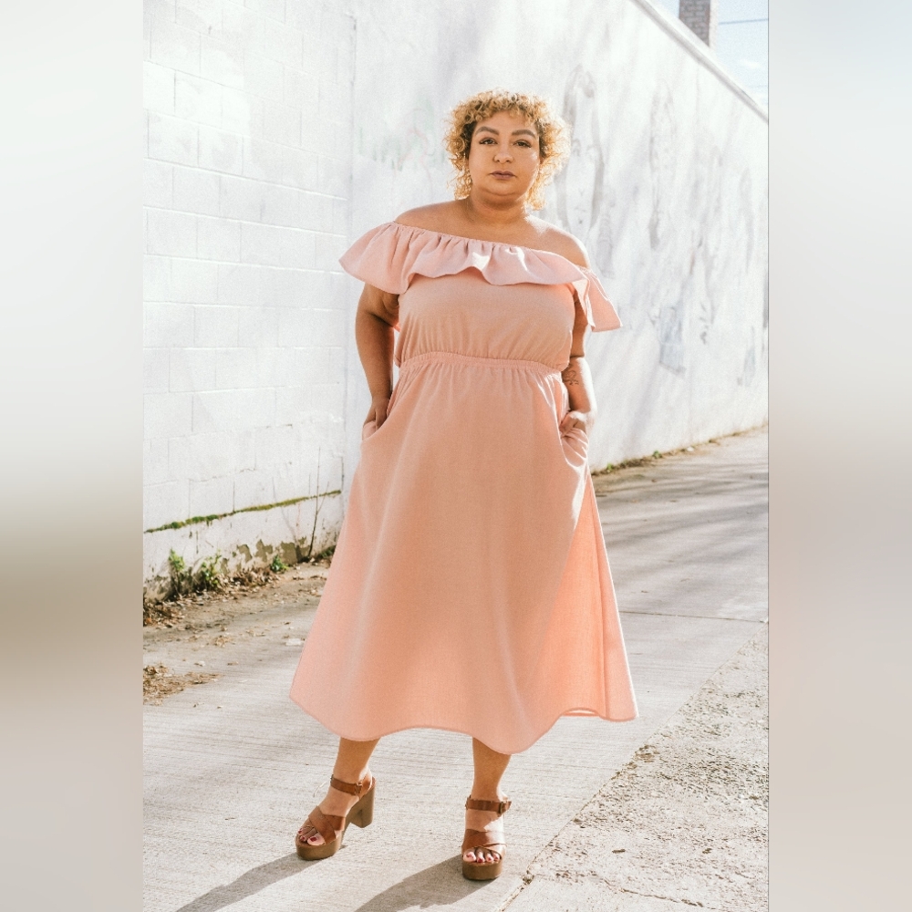 Altar PDX Aniela dress in 6xl lavender and blue floral